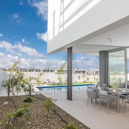 3 Schlafzimmer Ol26 Mit Pool In Holiday home *